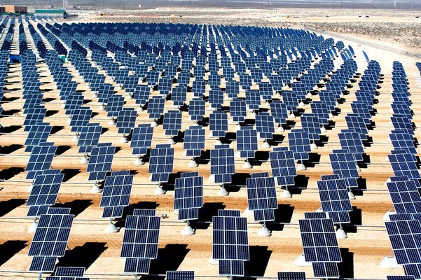 十年征程 中國光伏發電從被“卡脖子”到全球領先