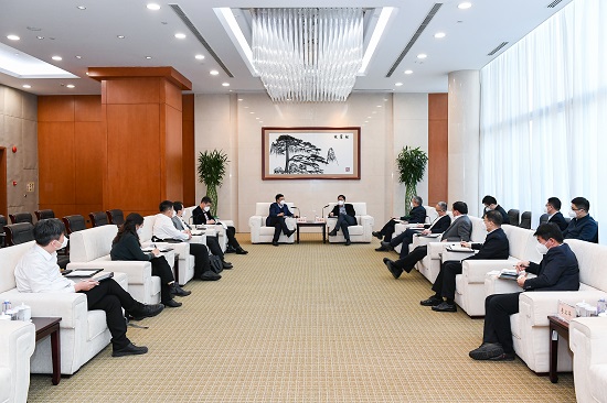 華能集團總經理、黨組副書記鄧建玲會見沈鼓集團董事長戴繼雙