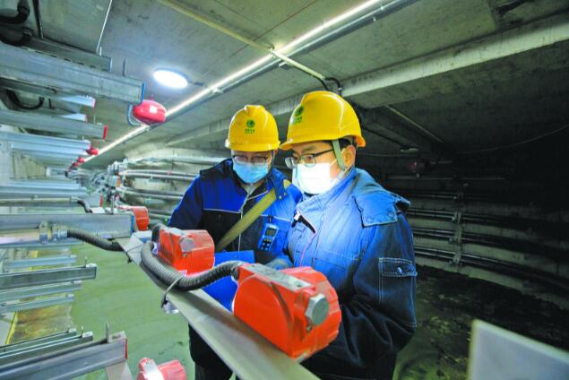 銀川供電公司：“臨近春節，保障居民安全可靠用電更是頭等大事”
