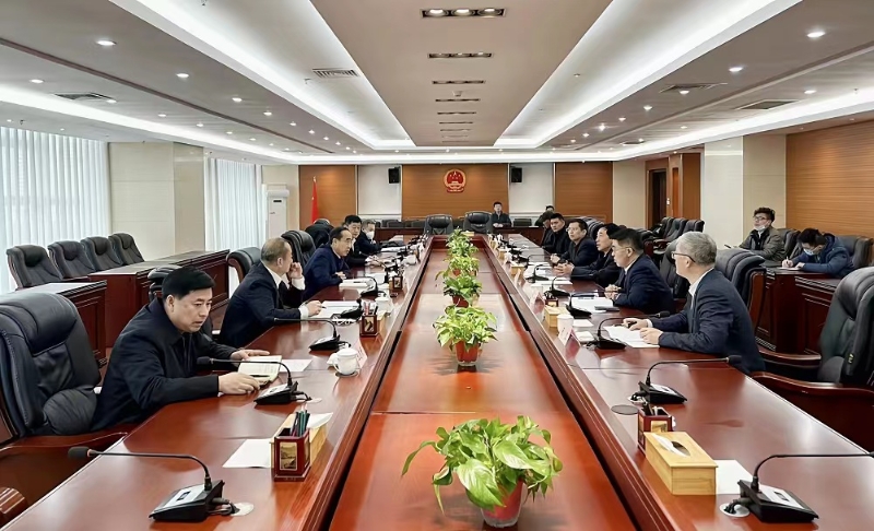 中國能建黨委副書記、總經理孫洪水與丹東市市長郝建軍會談