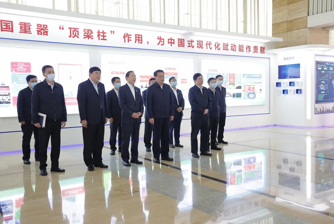 重慶市委書記袁家軍、市長胡衡華與國家電網(wǎng)董事長辛保安、總經(jīng)理張智剛會談