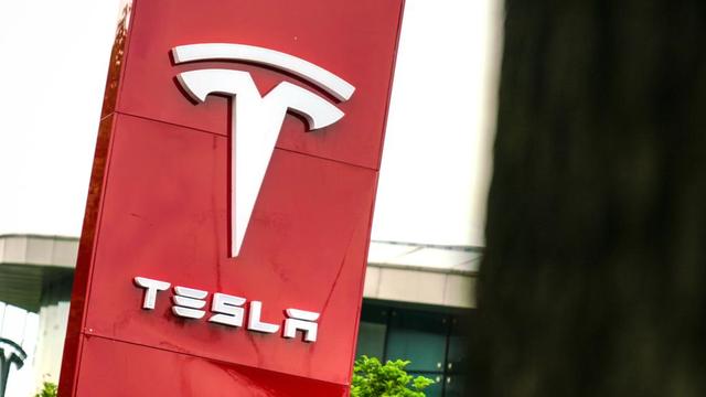 特斯拉二季度交付46.61萬輛創新高，上半年股價漲幅112%