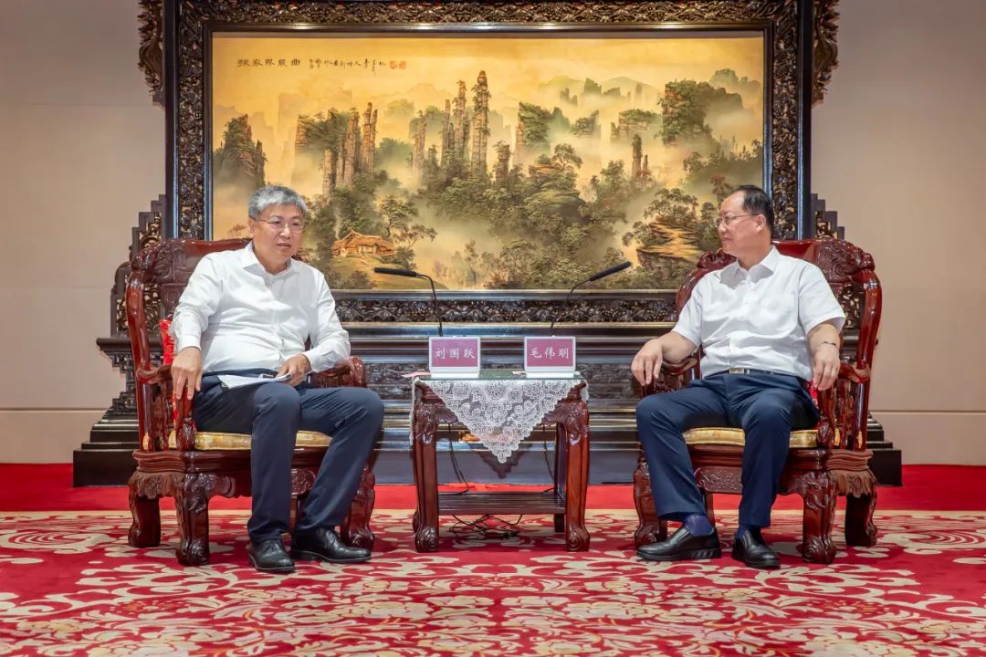 國家能源集團黨組書記、董事長劉國躍拜會湖南省委副書記、省長毛偉明