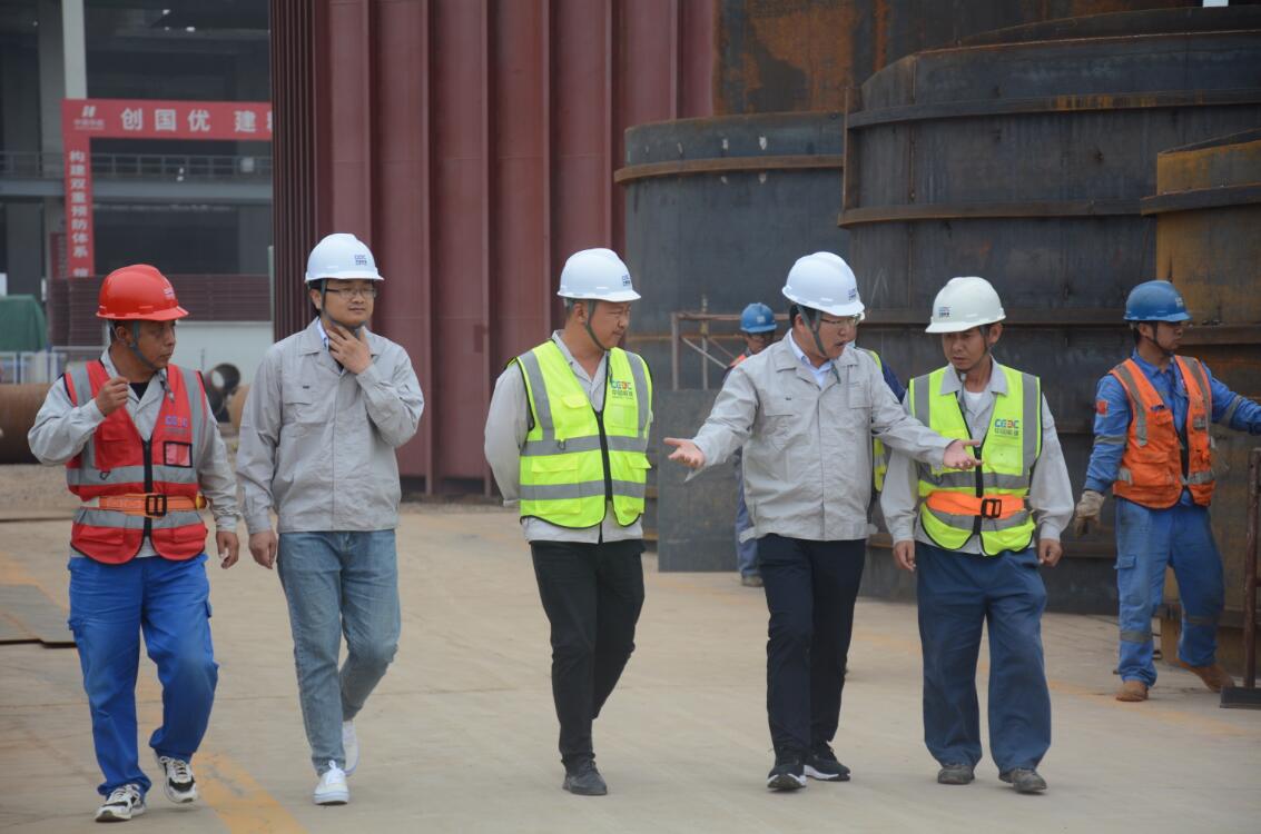 中國能建建筑集團黨委副書記、總經理羅耕能到正寧百萬項目調研指導工作