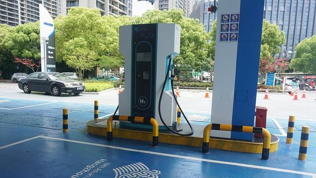 加快培育氫燃料電池汽車產(chǎn)業(yè)，浙江超前布局加氫站建設(shè)