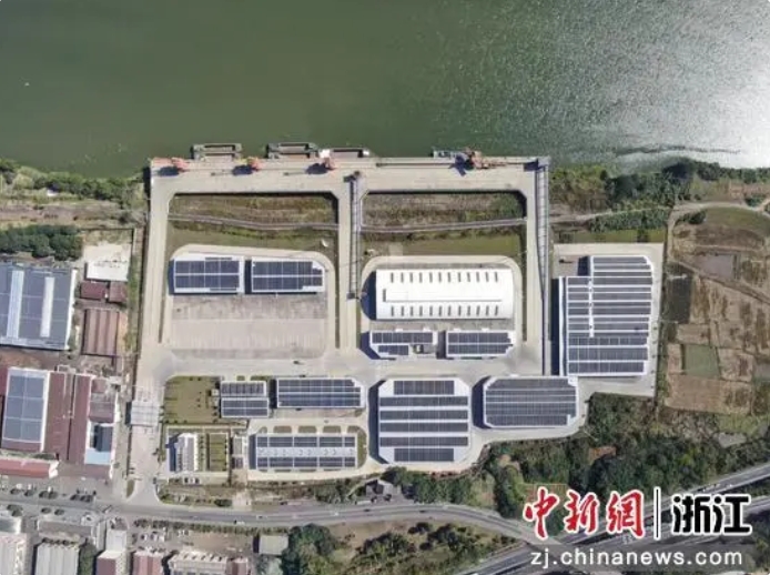 浙江嵊州：光伏發電讓碼頭岸電插上綠色能源翅膀