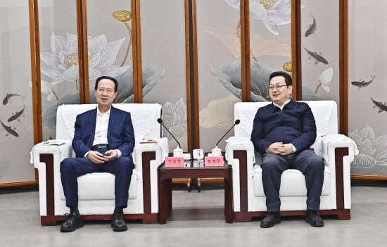 中國(guó)電建黨委書記、董事長(zhǎng)丁焰章王斌拜會(huì)雄安新區(qū)黨工委書記、管委會(huì)主任張國(guó)華
