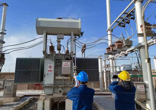 國網高臺縣供電公司強化變電站特巡 全力備戰春節保供電