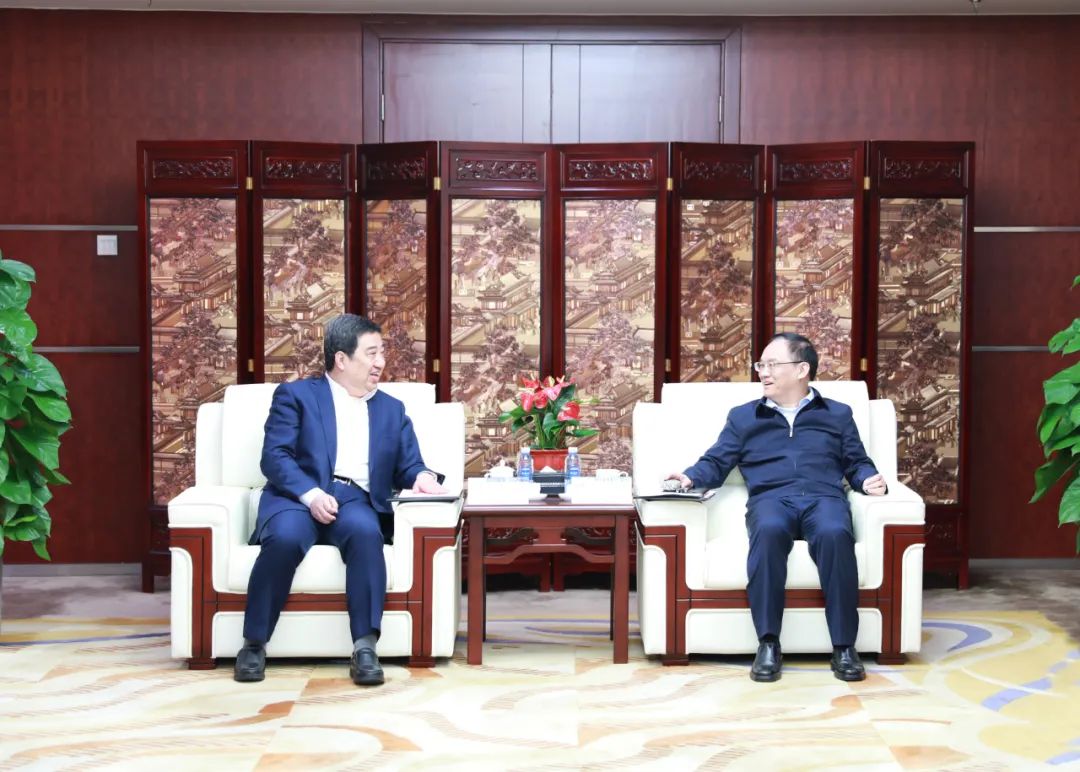 中國電氣裝備白忠泉董事長、周群總經理拜訪中鋁集團董事長段向東、總經理王石磊