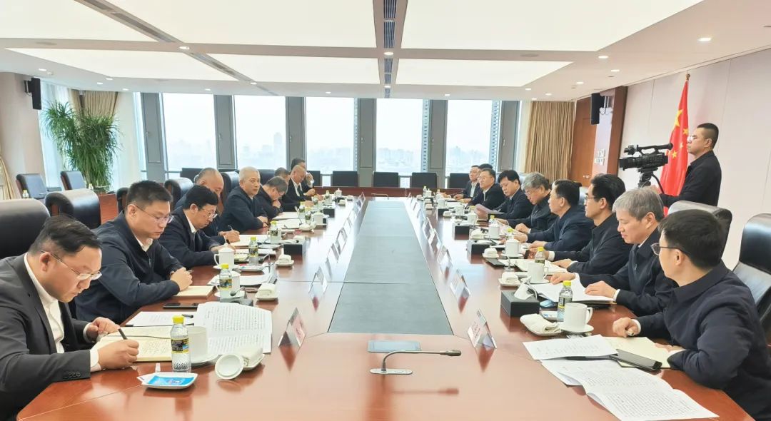 中國一重董事長徐鵬一行拜訪國家能源集團黨組書記、董事長劉國躍