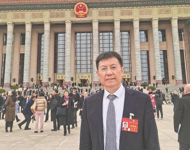 【兩會好聲音】全國政協委員 冷?。杭訌娊y籌規劃 促進分布式光伏可持續友好發展