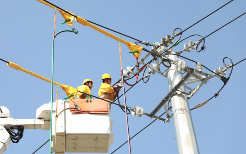 溧陽供電“帶電”配“發電” 電網改造“不停電”
