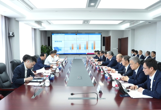 中國電建黨委書記、董事長丁焰章赴上海片區子企業調研指導工作