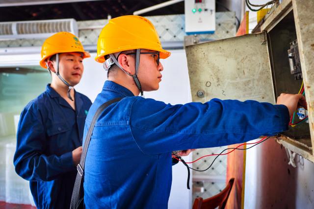臨安電力“一企一策”為企業制定節能“涼方”