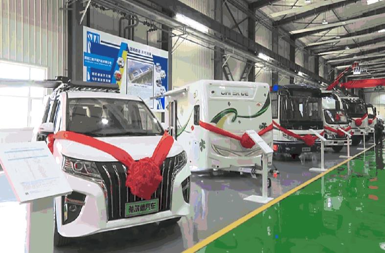 黑龍江省首個新能源專用汽車產業項目新車下線