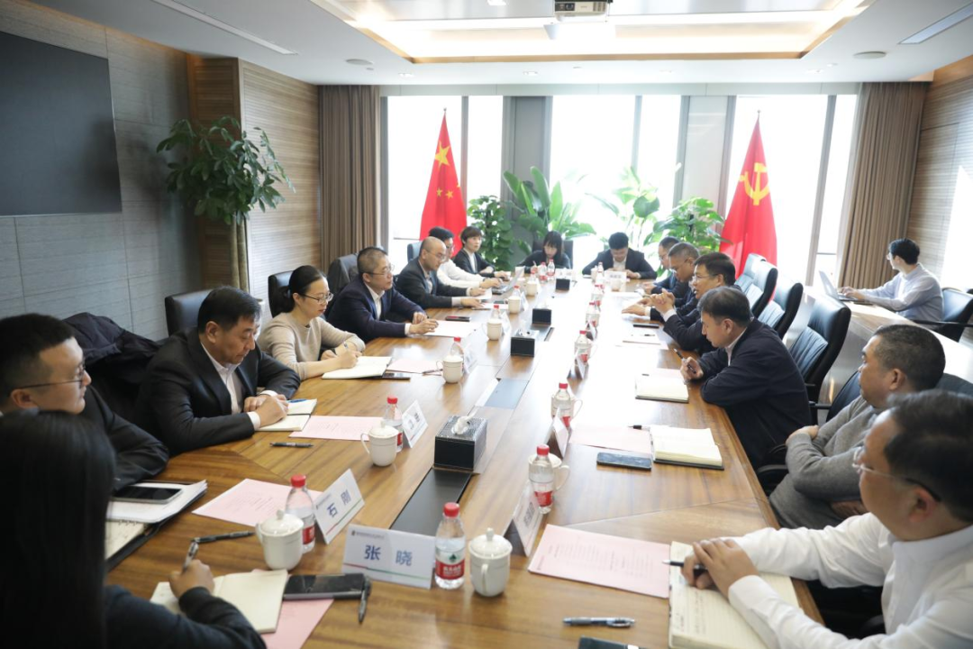 國家電投浙江公司總經(jīng)理、黨委副書記黃保軍會(huì)見浙商銀行總行黨委委員、副行長景峰