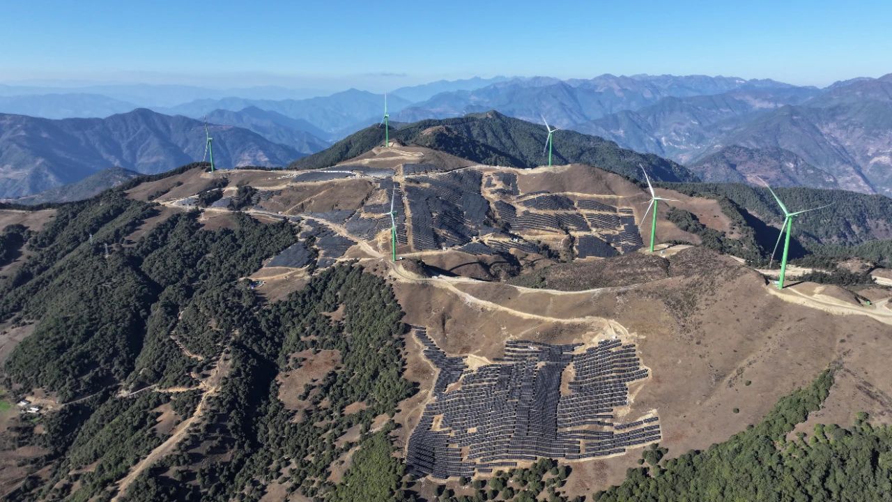 三峽集團：迎峰保供 “風光”齊發力