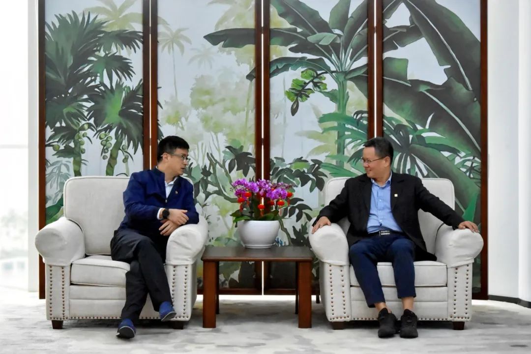 國電投海南公司黨委副書記、總經理劉波濤拜訪大唐海南公司黨委書記、董事長王俊啟