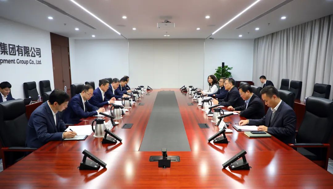 中國電氣裝備董事長李洪鳳、總經理周群會見佛山市委書記唐屹峰