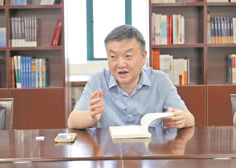 【國網特等勞模陸】陸佳政：以科技服務生產，讓電網在災害面前“挺直腰板”